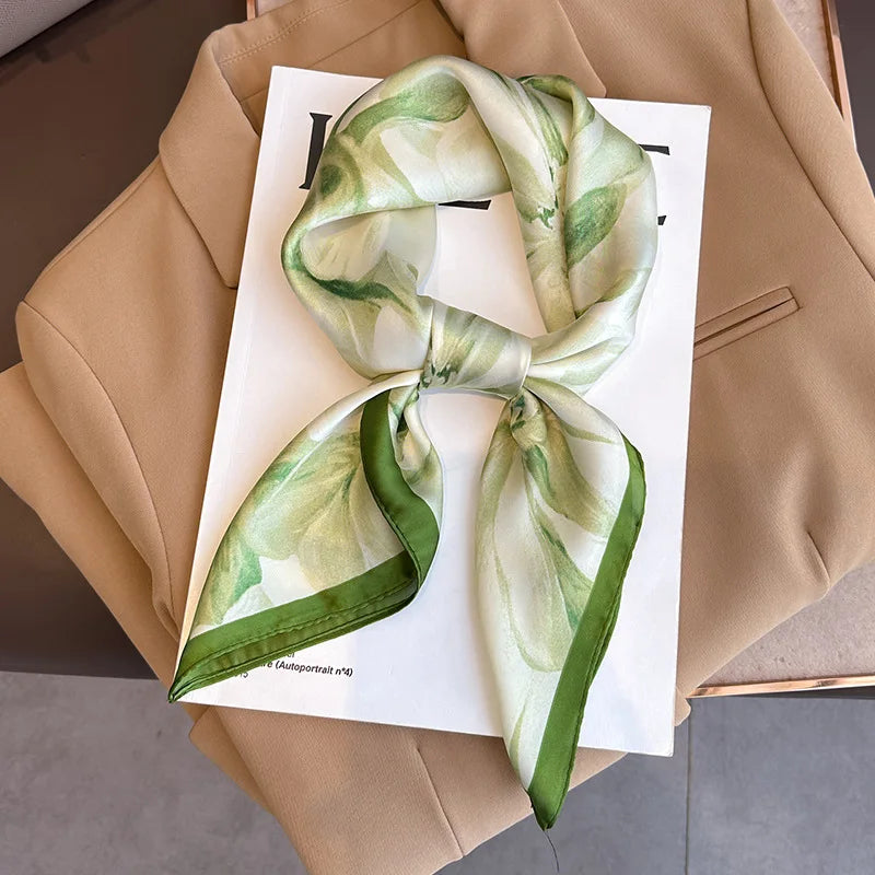 New Fashion 70X70cmPrinted Women's Scarf Pashmina Silk Scarf Square Shawl Decorative Headband Neck Luxury Design Bandana
