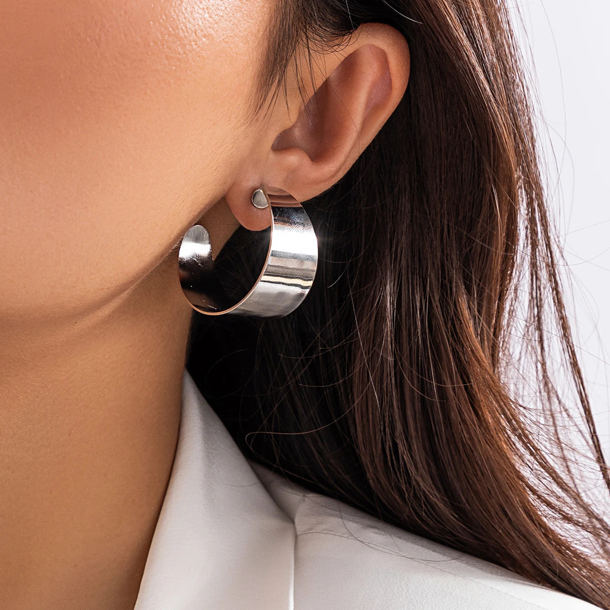 Simple Round Circle Geometric C Shapled Hoop Earrings Women Goth Gold Color Thick Metal Piercing Hoops Earrings Y2K Accessories