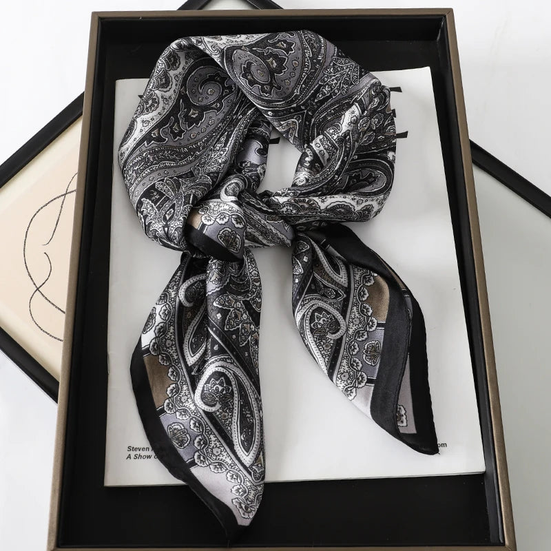New Fashion 70X70cmPrinted Women's Scarf Pashmina Silk Scarf Square Shawl Decorative Headband Neck Luxury Design Bandana