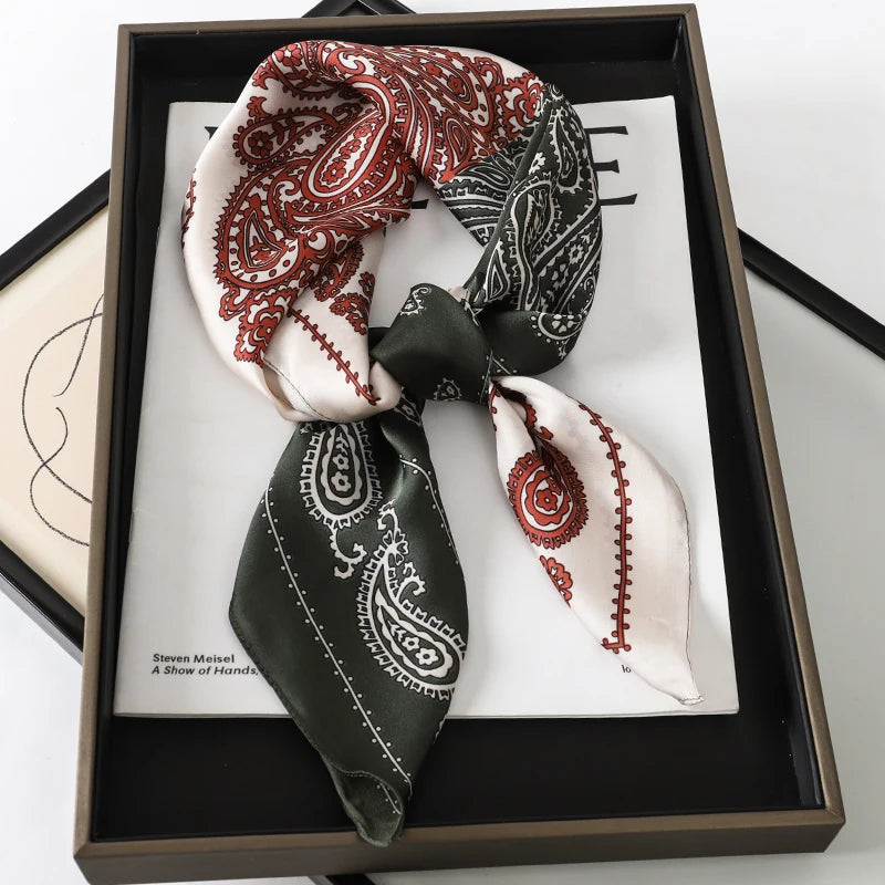 New Fashion 70X70cmPrinted Women's Scarf Pashmina Silk Scarf Square Shawl Decorative Headband Neck Luxury Design Bandana