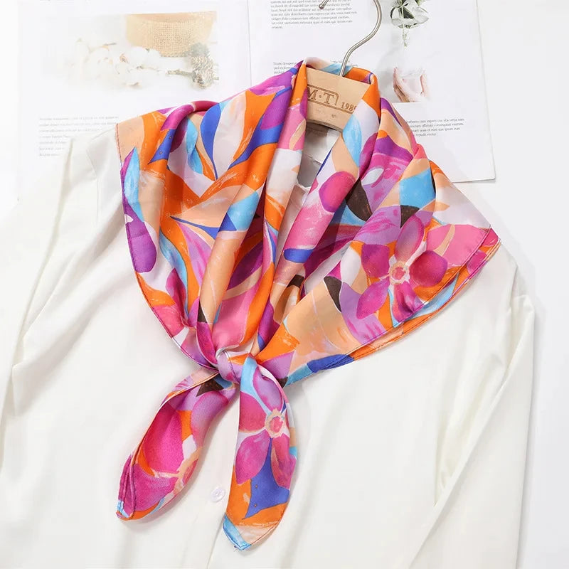 New Fashion 70X70cmPrinted Women's Scarf Pashmina Silk Scarf Square Shawl Decorative Headband Neck Luxury Design Bandana