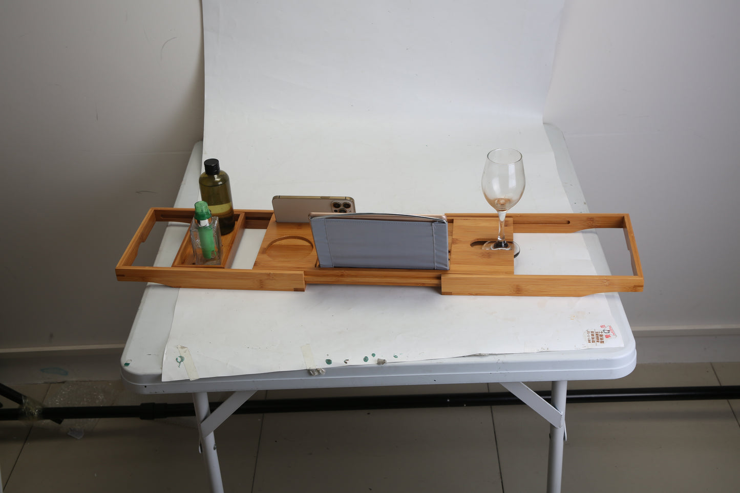 1Pc Bathtub Caddy Tray Crafted Bamboo Bath Tray Table Extendable Reading Rack Tablet Phone Holder Wine Glass Holder Shelf Desk Bathroom Spa