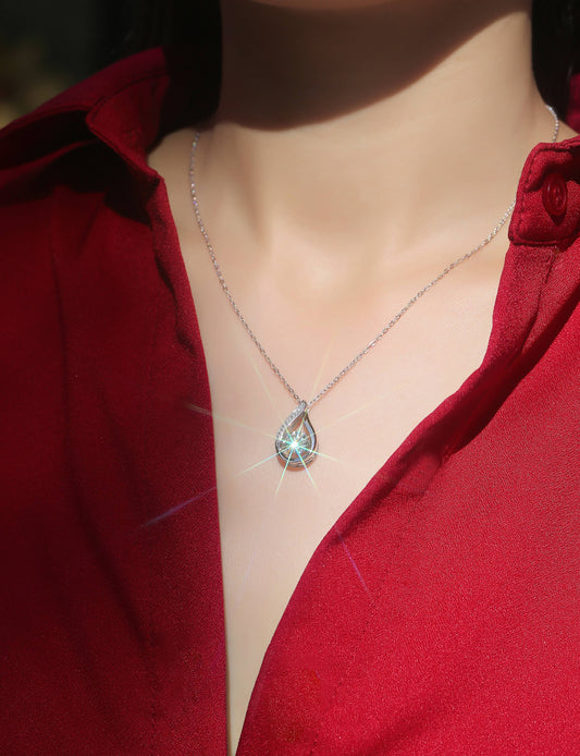 Dynamic - A Fashionable And Trendy Jewelry Necklace Pendant Set With 1-carat Moissanite S925 Sterling Silver And Platinum Plating