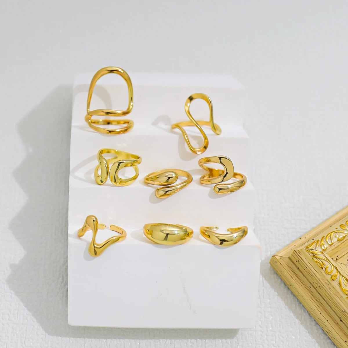8Pcs/Set Fashion Irregular Lines Water Drop Rings for Women Men Exaggerated Punk Retro Boho Fashion Jewelry Gifts