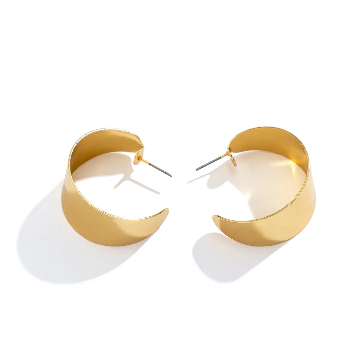 Simple Round Circle Geometric C Shapled Hoop Earrings Women Goth Gold Color Thick Metal Piercing Hoops Earrings Y2K Accessories
